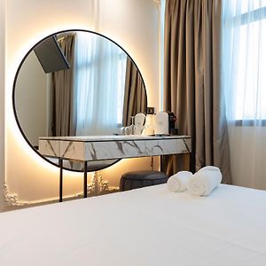 Camera con letto king size